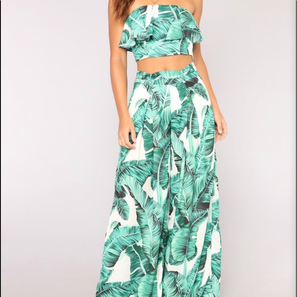 2 piece set brand new never worn